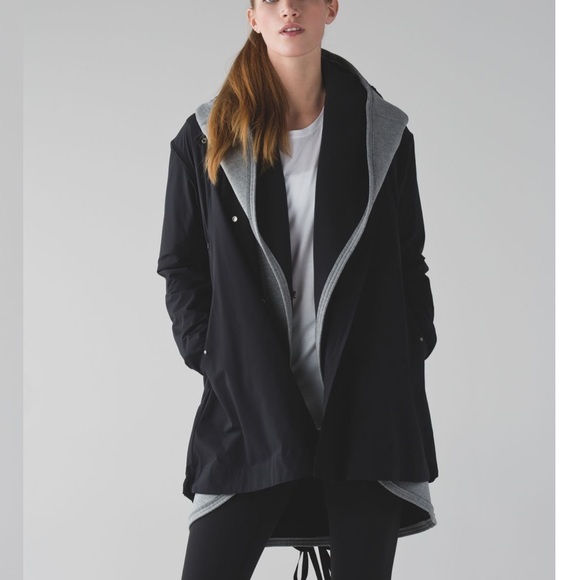 Lululemon &go Swing Trench - Picture 1 of 8